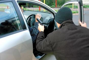 SSP-CDMX DETIENE A 3 HOMBRES POR EL DELITO DE ROBO A CONDUCTOR DE VEHÍCULO