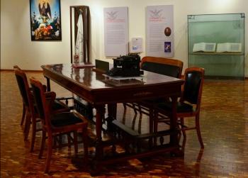 Exposición aborda los artículos polémicos de la Constitución