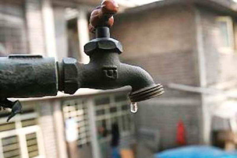 Escasez de agua en la CDMX, debido al cierre de válvulas