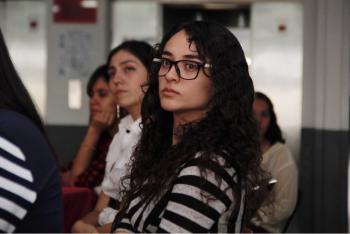 Atención a mujeres jóvenes, clave en el desarrollo de CDMX