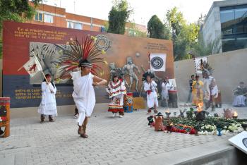 EN XOCHIKALLI FLORECEN NUESTRAS RAÍCES