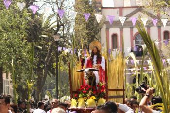 MÁS DE NUEVE MIL PERSONAS ACUDEN A LA CELEBRACIÓN DEL DOMINGO DE RAMOS EN IZTAPALAPA
