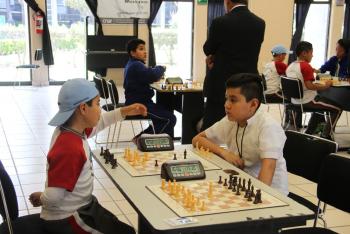 CNAR recibe a estudiantes de nivel básico
