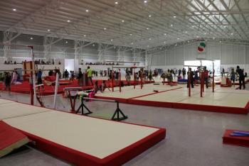 Alfredo Castillo supervisó la remodelación del Deportivo Adolfo López Mateos en SLP