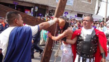 MÁS DE 200 MIL PERSONAS, EN CRUCIFIXIONES DE LA GAM: SALDO BLANCO