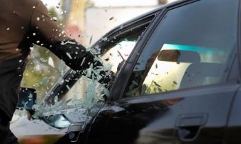 SSP-CDMX DETUVO A TRES PERSONAS ACUSADAS DE ROBO A AUTOMOVILISTA EN IZTAPALAPA