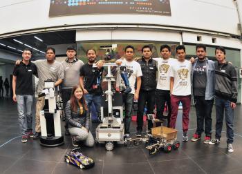ROBOTS DE LA UNAM CONQUISTAN TORNEO MEXICANO Y REPRESENTARÁN AL PAÍS EN CERTAMEN INTERNACIONAL