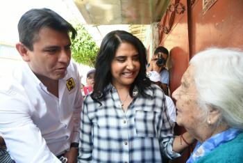 Alejandra Barrales platicó con vecinos de la zona oriente de la CDMX