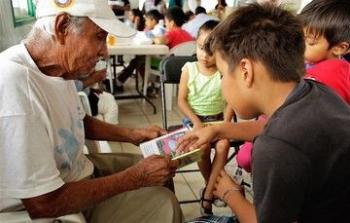 En el Día del Libro, se promueve la lectura en los Comedores Comunitarios y Estancias Infantiles