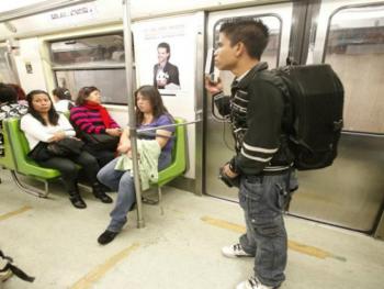 Se compromete Arriola a sacar a vagoneros del Metro