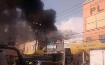 Saldo blanco tras incendio en bodega de colonia Merced Balbuena