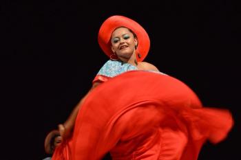 CELEBRAN EL DÍA INTERNACIONAL DE LA DANZA