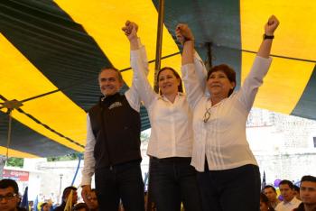 Mancera brinda su apoyo a Martha Erika Alonso, candidata a gobernadora de Puebla