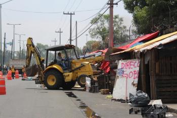 RETIRA DELEGACIÓN IZTAPALAPA CAMPAMENTO DE CANAL DE APATLACO
