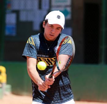 Continúan las eliminatorias en el deporte blanco