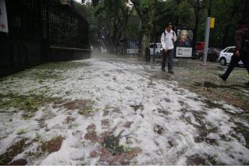 Cuadrillas del GCDMX atienden 44 incidencias por lluvia y granizo