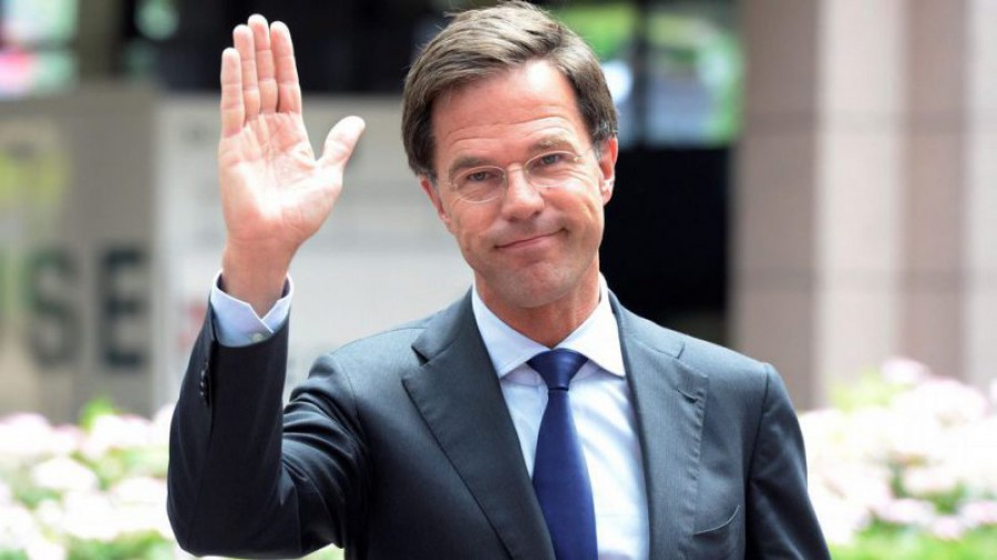 Aplauden gesto de humildad del primer ministro de Holanda