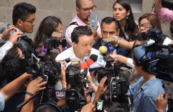 Mikel celebra a Diego Fernández y llama a unión del PAN y PRI