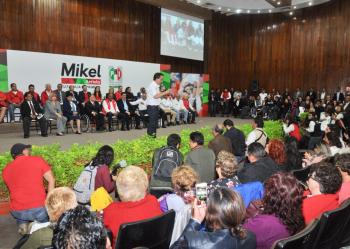 Con Pepe Meade y Mikel Arriola el PRI avanza firme hacia el triunfo, asegura René Juárez Cisneros.