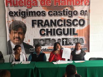 FAMILIARES DE VÍCTIMAS DEL NEWS DIVINE PIDEN CÁRCEL VS CHÍGUIL, PRESENTAN DOCUMENTOS QUE LO INCRIMINAN EN LA TRAGEDIA