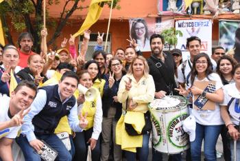 VICTOR ROMO EL REY DEL FAKENEWS: MAGUI FISHER