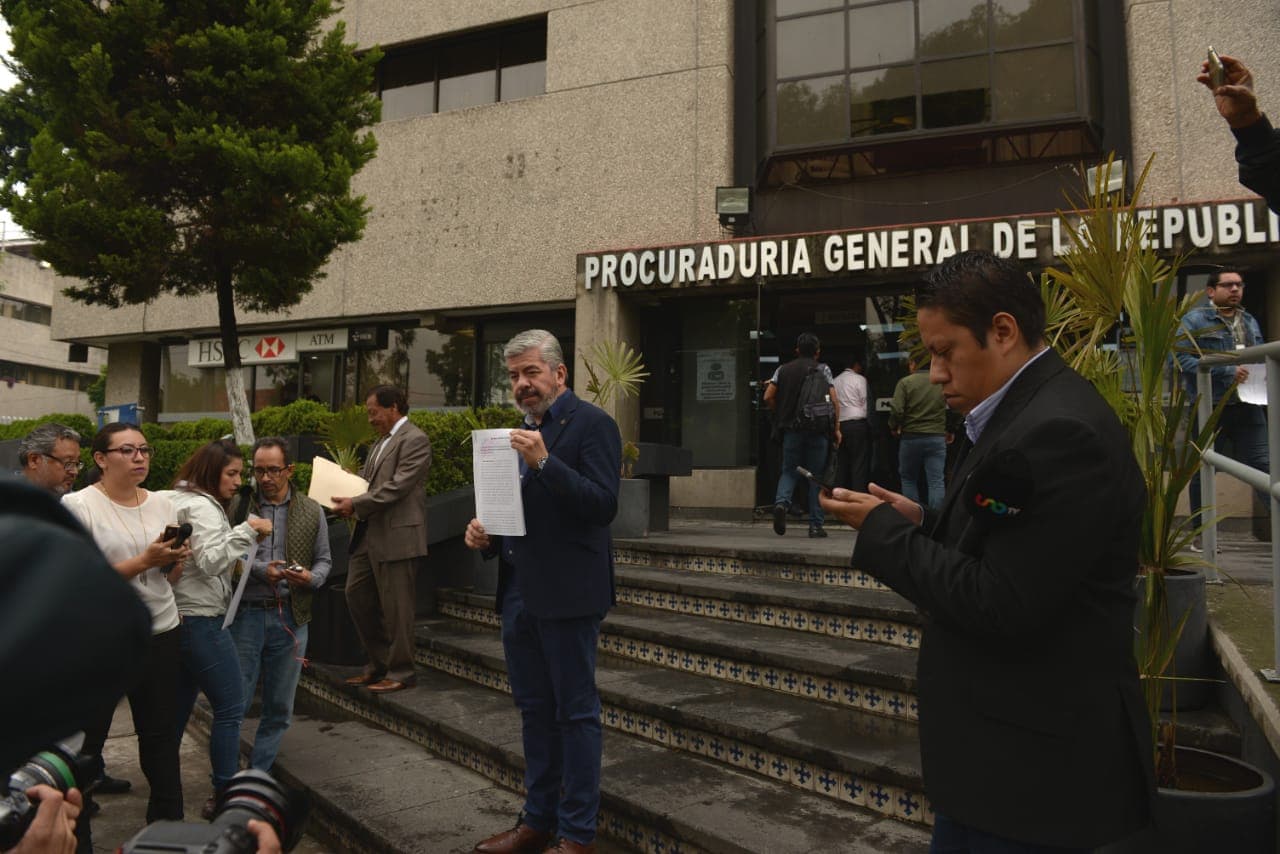 Denuncia Raúl Flores ante la PGR a la morenista Layda Sansores por peculado 