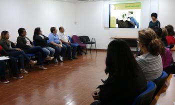 ORIENTAN A PADRES DE ADOLESCENTES EN CEDA
