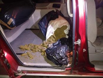 ASEGURAN POLICÍAS DE LA CDMX APROXIMADAMENTE 40 KILOS DE MARIHUANA Y DETIENEN A UNA PERSONA