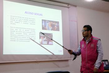 COMBATEN EN CEDA ACOSO LABORAL