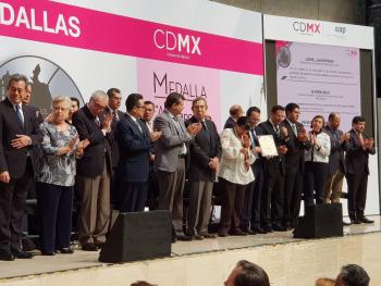 RECIBEN MANDOS DE LA SSP-CDMX MEDALLAS A LOS APORTES SOBRESALIENTES EN BENEFICIO DE LA CDMX