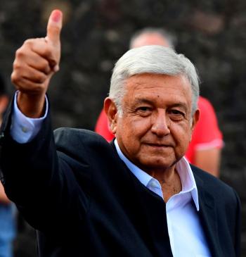Dan 72 horas a empresas involucradas por llamadas en contra de AMLO