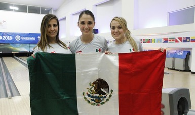 Plata y bronce para boliche en tercias femenil