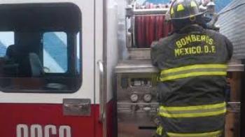 Desalojan inmueble en Tacuba por fuga de gas natural