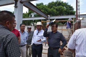 SUPERVISA JEFE DELEGACIONAL OBRA DEL CENTRO DE SALUD QUIAHUATLA