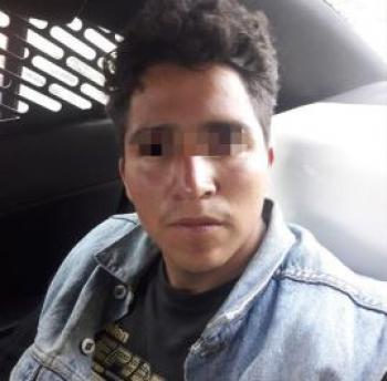 LA SSP-CDMX DETIENE EN FLAGRANCIA A UN HOMBRE QUE INTENTABA SACAR DONATIVOS DE UN CENTRO DE ACOPIO EN COYOACÁN