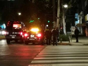 Asaltan a comensales de taqueria en la colonia Vértiz Narvarte