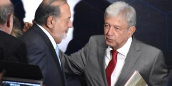 AMLO y Slim juntos en desayuno con ingenieros