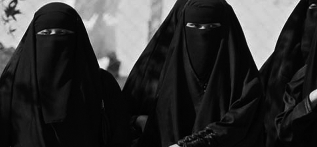 Crucifican a feminicida en Arabia Saudita