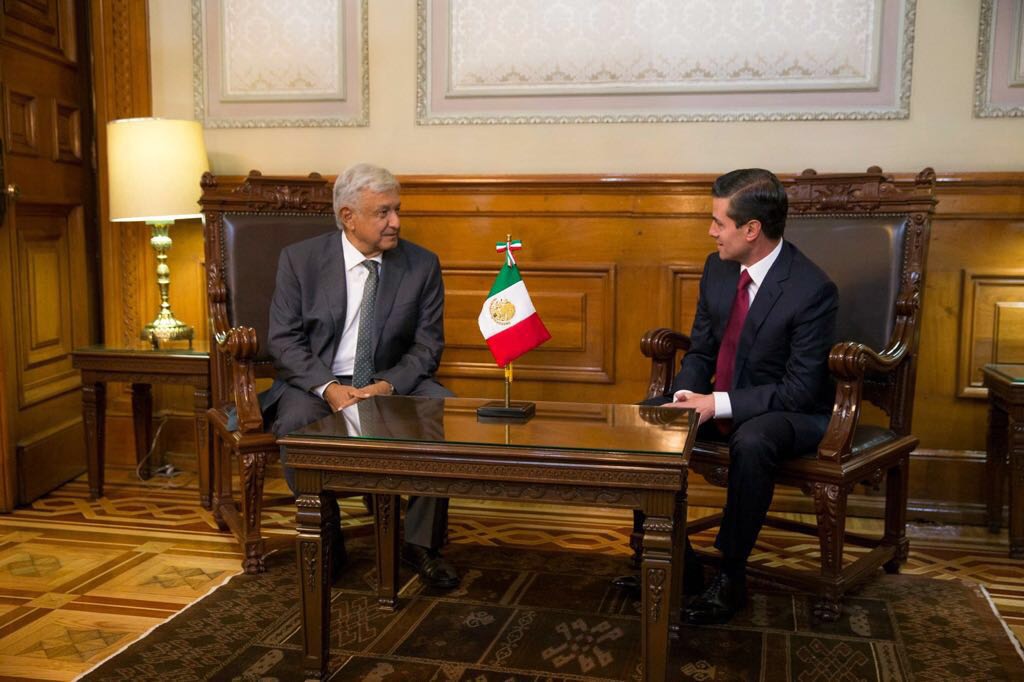 Se reúnen hoy Peña Nieto y AMLO para iniciar la transición
