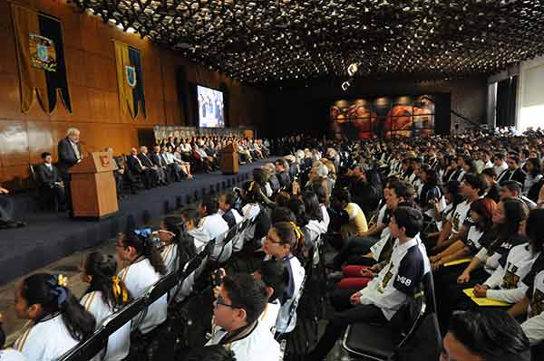 La UNAM registra máximos históricos en aspirantes, estudiantes y carreras: Graue