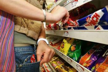 Serán procesadas tres mujeres por robo a tienda de autoservicio