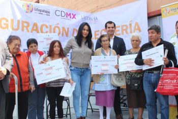 DIONE ANGUIANO INAUGURA LECHERÍA EN LA COLONIA "EL SANTUARIO"