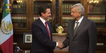 PEÑA Y AMLO FORMALIZAN TRANSICIÓN DE GOBIERNO