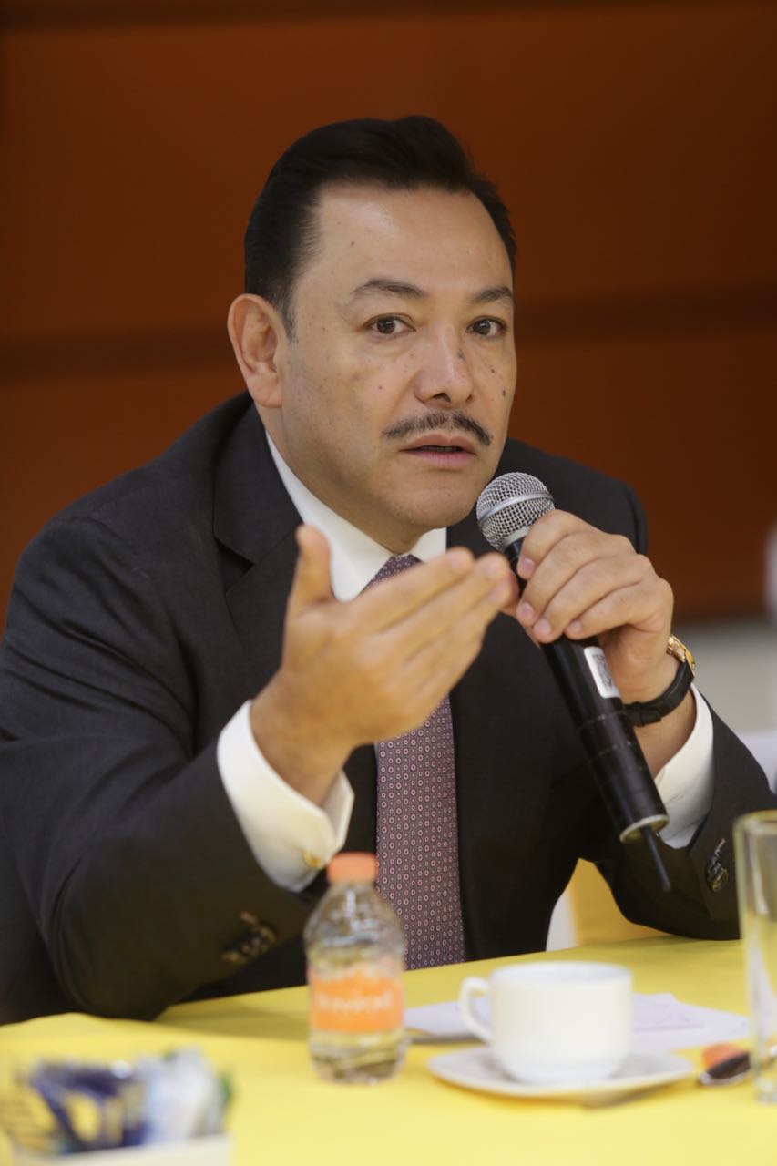 No descarto una alianza para sacar adelante a México: Héctor Serrano