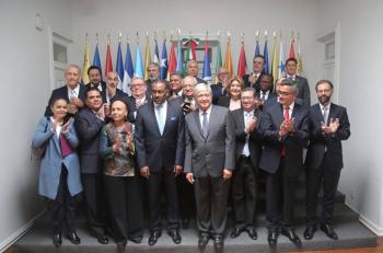 AMLO busca unidad para América Latina