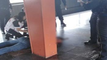 Balean a policía en el metro