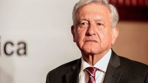Se reúne López Obrador con diputados de Morena