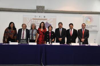 Plantean fortalecer vínculos, ampliar derechos político-electorales y facilitar voto a migrantes desde el extranjero