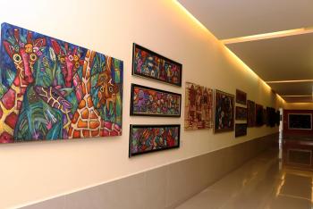 MAGIA, COLOR Y LUMINOSIDAD EN BODEGA DEL ARTE DE CEDA