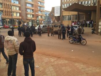 Al menos 60 niñas hospitalizadas por mutilación genital en Burkina Faso